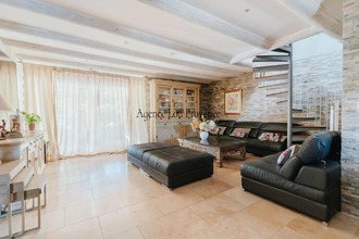  maison molleges 13940