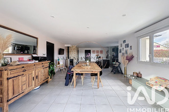  maison moon-sur-elle 50680