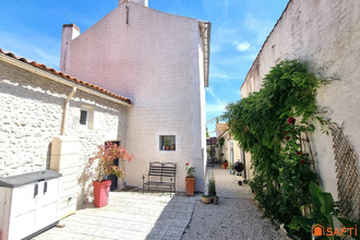  maison mortagne-sur-gironde 17120