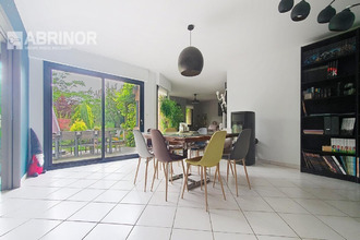  maison mouchin 59310