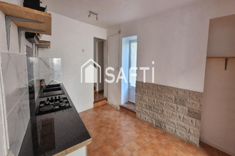  maison moux 11700