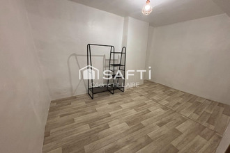  maison moux 11700