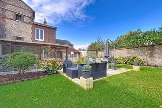  maison mt-st-aignan 76130