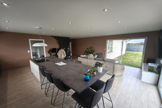  maison mtagnat 01250