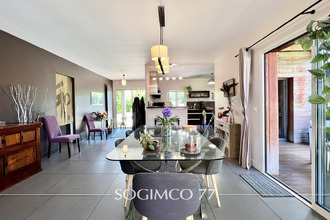  maison mtevrain 77144