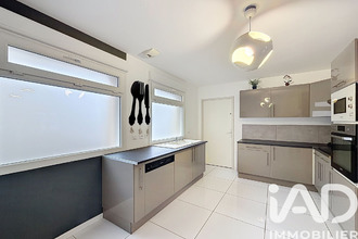  maison mtevrain 77144