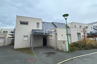  maison murs-erigne 49610