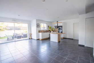  maison murs-erigne 49610