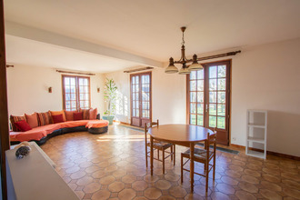  maison murs-erigne 49610