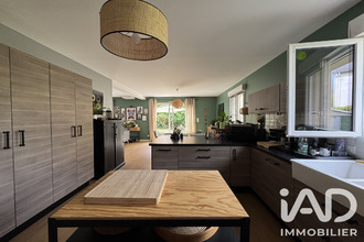  maison murs-erigne 49610