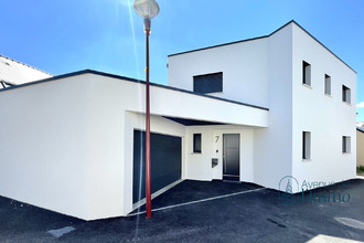  maison murs-erigne 49610