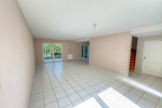  maison murs-erigne 49610