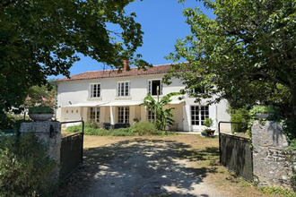  maison nanteuil-en-vallee 16700