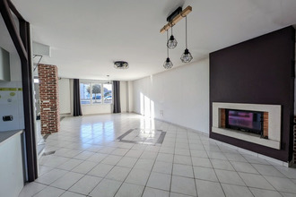  maison nueil-les-aubiers 79250