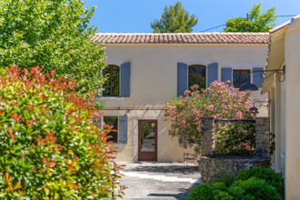  maison oppede 84580