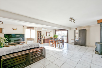  maison oraison 04700