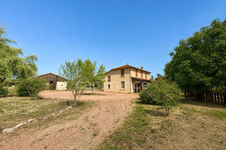  maison ouches 42155