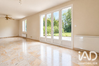  maison ouerre 28500