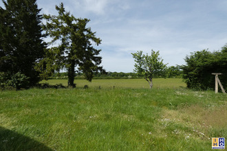  maison parassy 18220