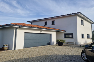  maison parentis-en-born 40160