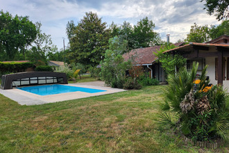  maison parentis-en-born 40160