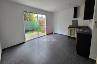  maison parentis-en-born 40160