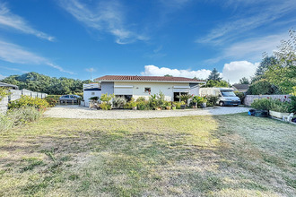  maison parentis-en-born 40160