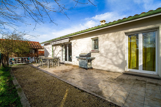  maison parentis-en-born 40160