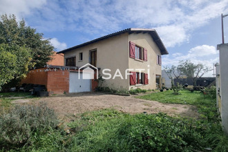  maison parentis-en-born 40160