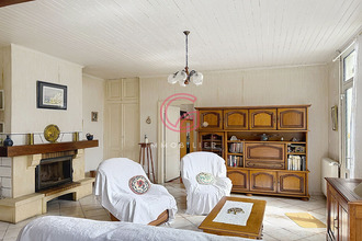  maison parentis-en-born 40160