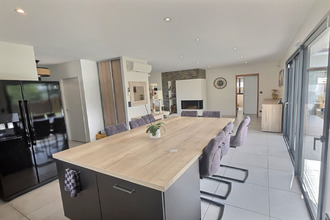  maison parentis-en-born 40160