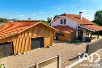  maison parentis-en-born 40160