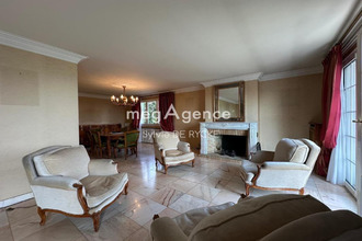  maison paron 89100