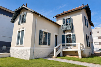  maison pau 64000