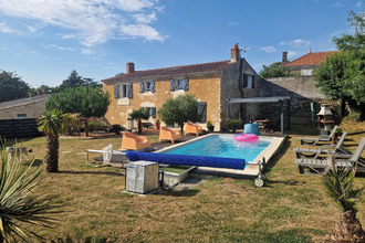  maison peault 85320