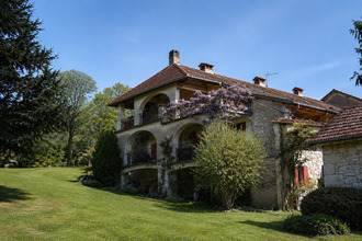  maison peron 01630