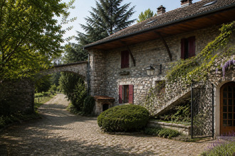  maison peron 01630
