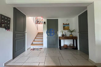  maison perouges 01800