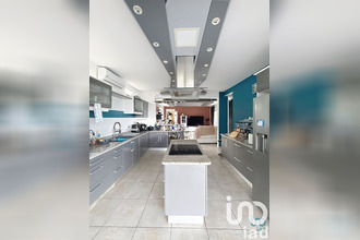  maison petit-bg 97170