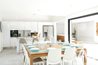  maison petit-bg 97170