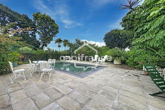  maison petit-bg 97170