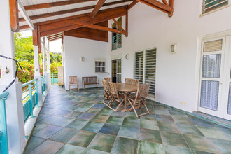  maison petit-bg 97170