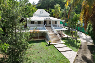  maison petit-bg 97170