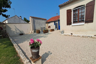  maison petosse 85570