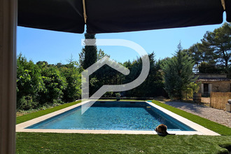  maison peypin-d-aigues 84240