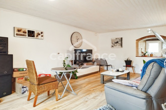  maison pioussay 79110