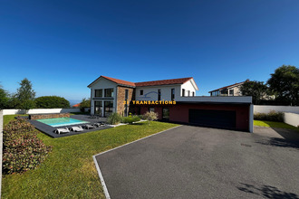  maison planfoy 42660