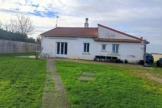  maison plassay 17250