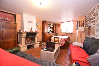  maison pleaux 15700
