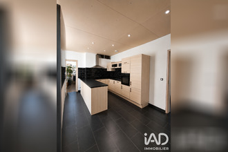  maison pleurs 51230